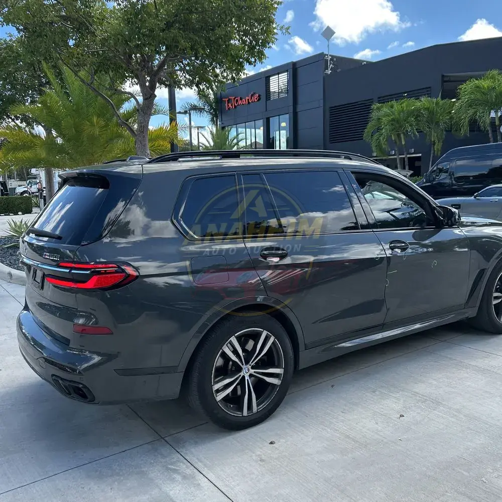 2023 BMW X7 M60i