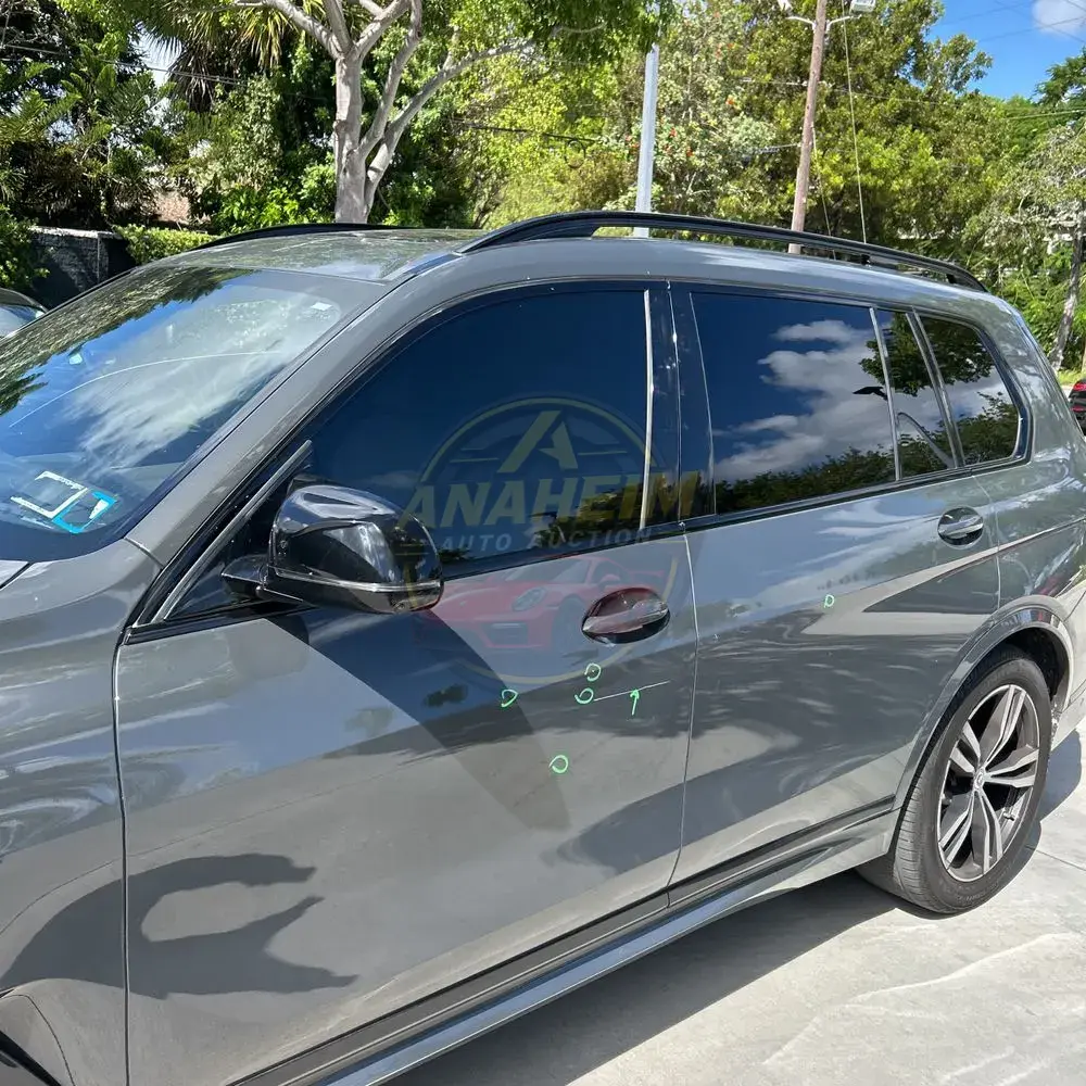 2023 BMW X7 M60i