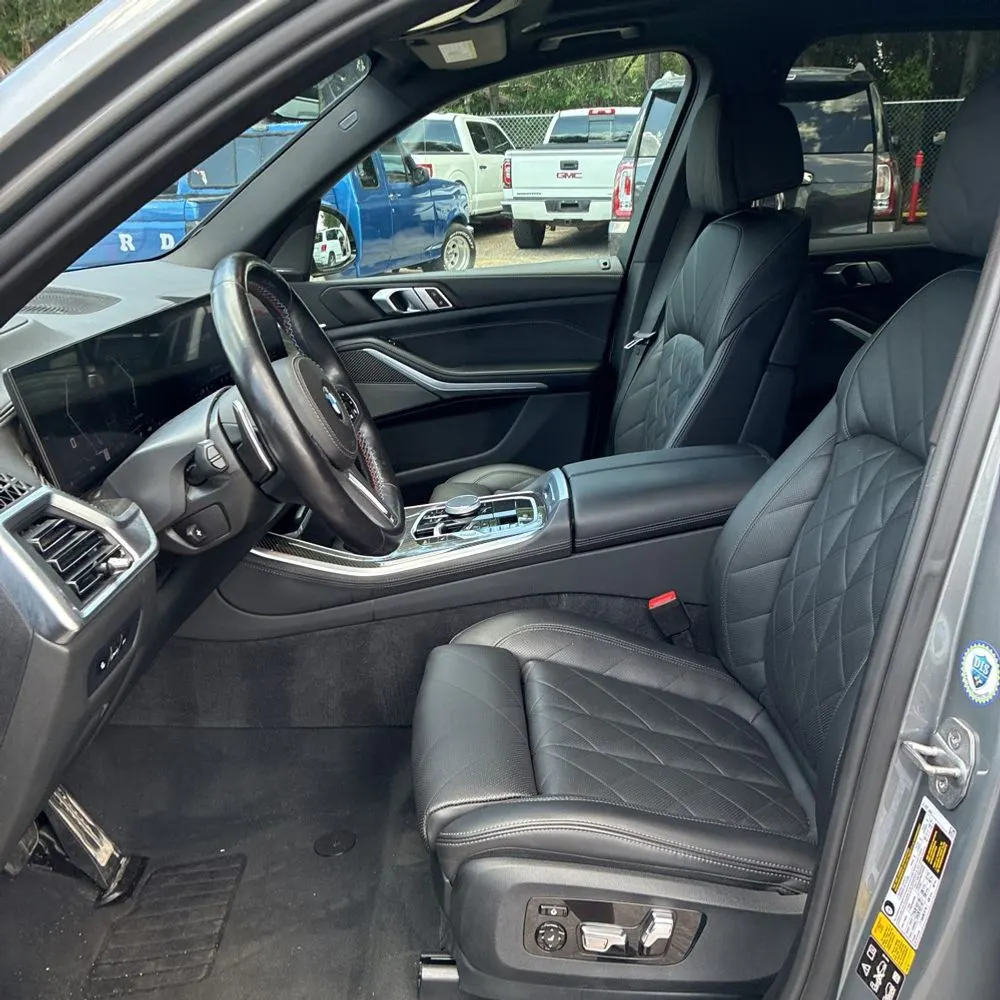 2024 BMW X5 M60i