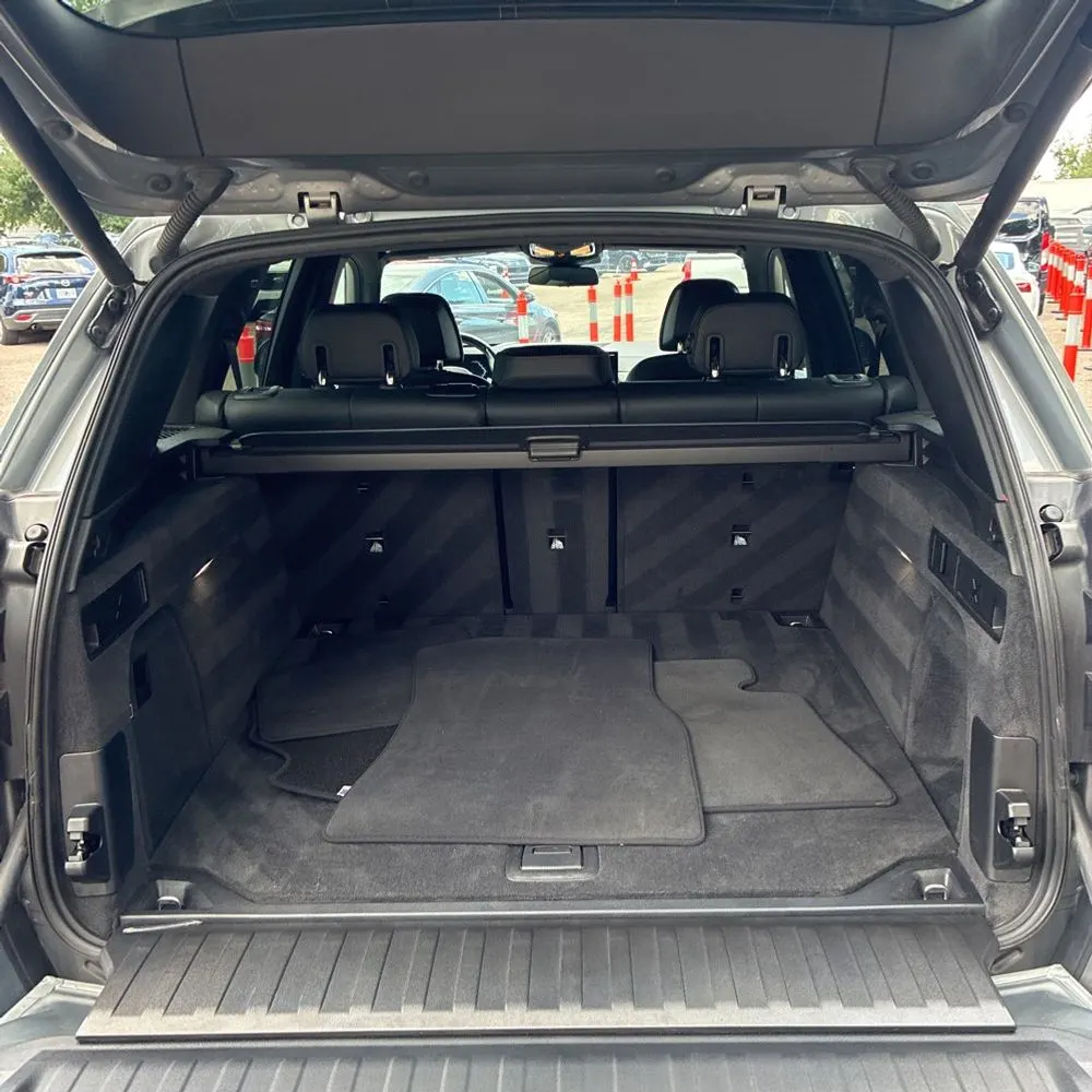 2024 BMW X5 M60i
