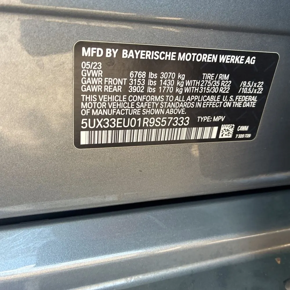 2024 BMW X5 M60i