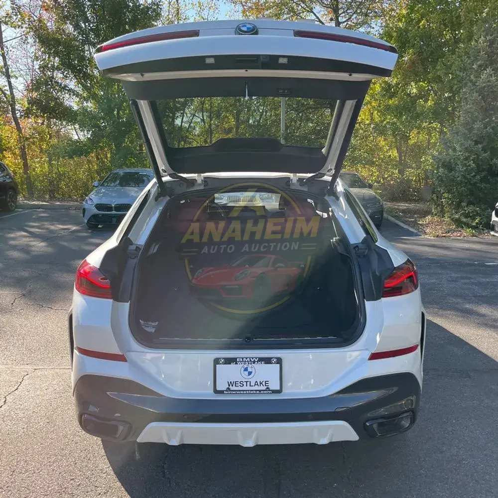 2024 BMW X6 XDrive40i