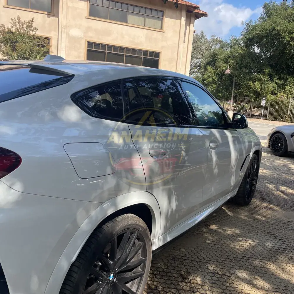 2024 BMW X6 XDrive40i