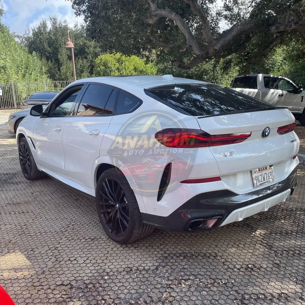 2024 BMW X6 XDrive40i