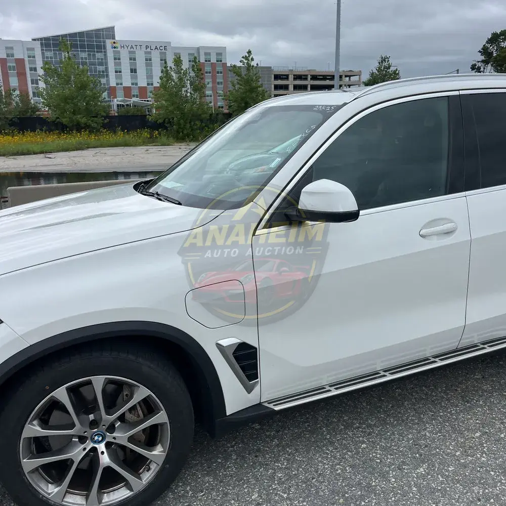 2025 BMW X5 xDrive50e