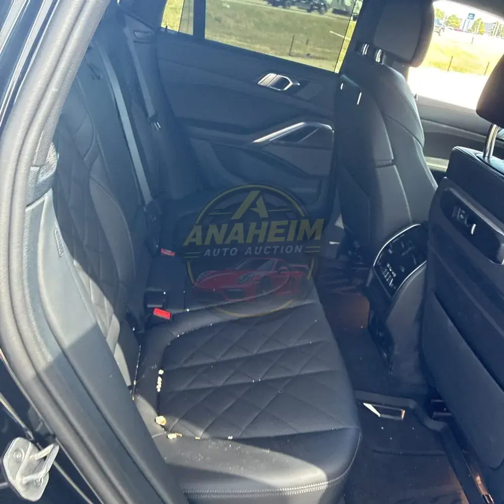 2025 BMW X6 M60i xDrive