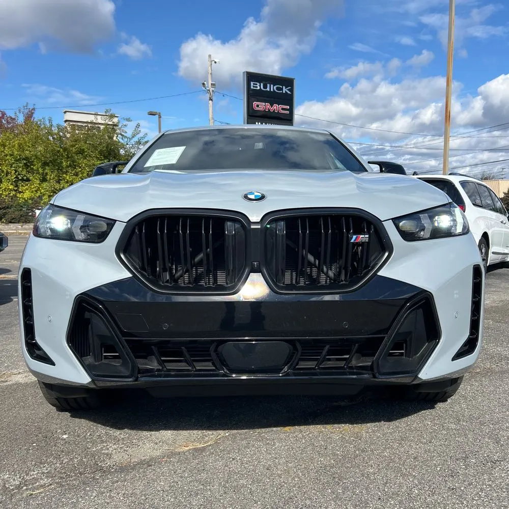 2025 BMW X6 M60i xDrive