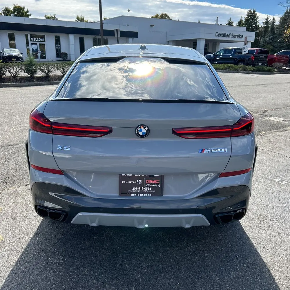 2025 BMW X6 M60i xDrive