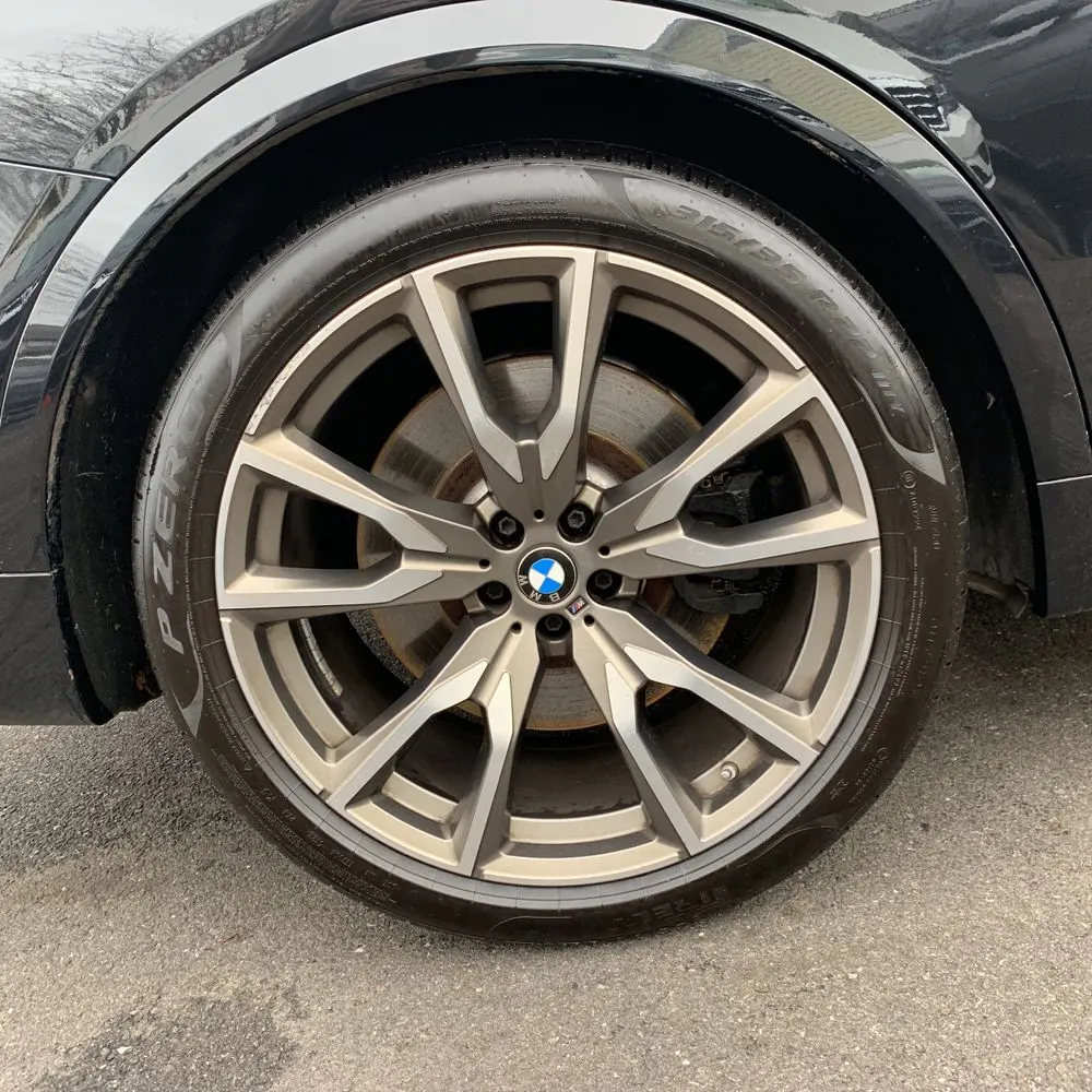 2021 BMW X7 M50i