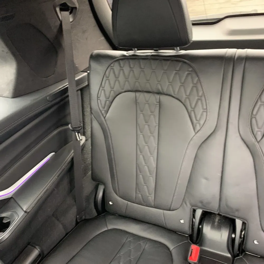 2021 BMW X7 M50i