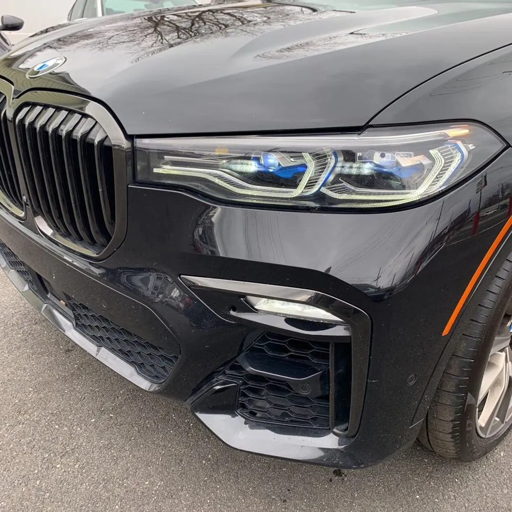 2021 BMW X7 M50i