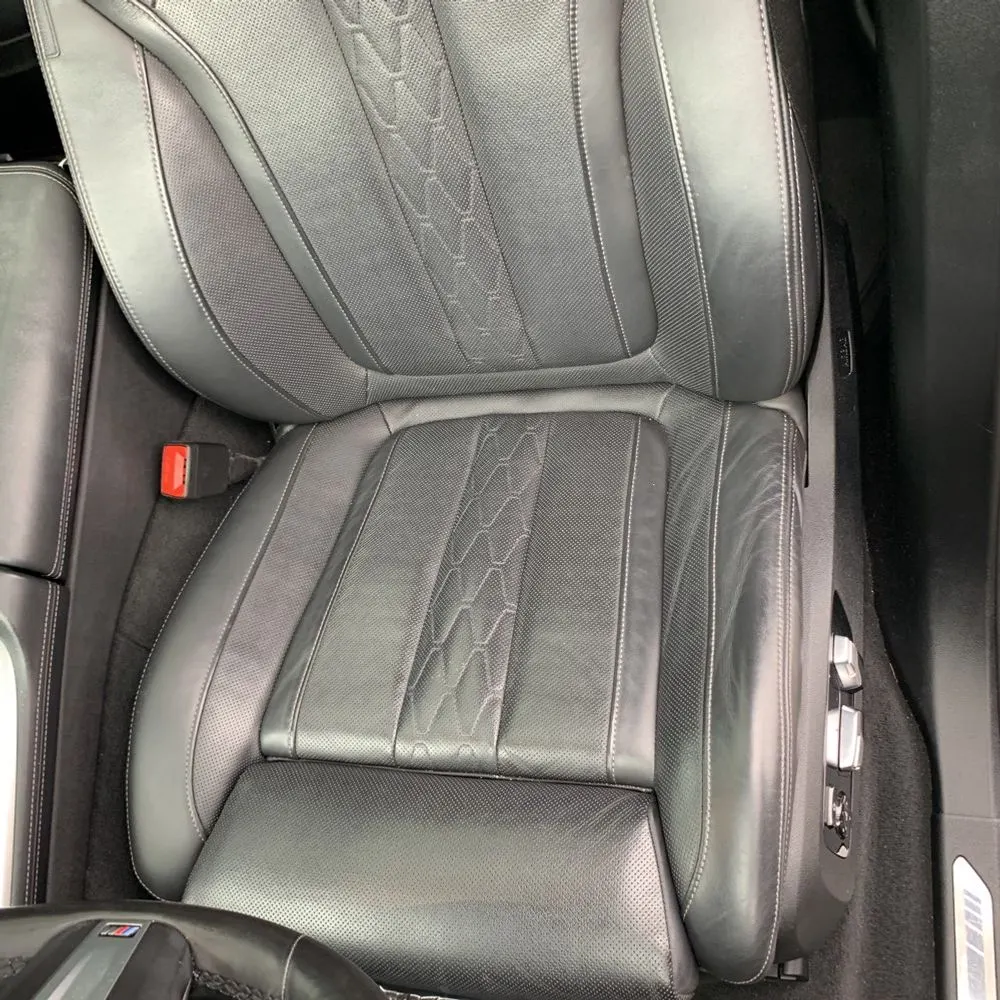 2021 BMW X7 M50i