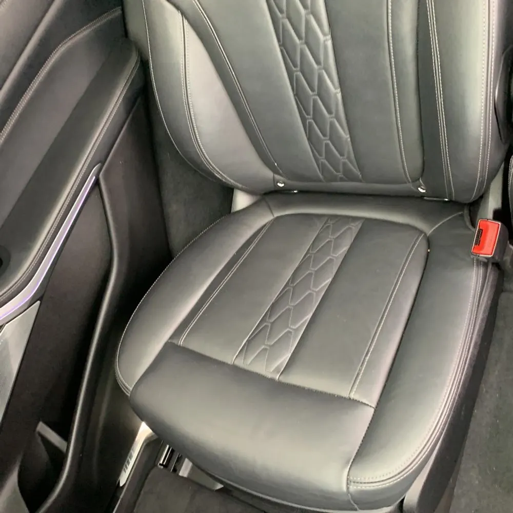 2021 BMW X7 M50i