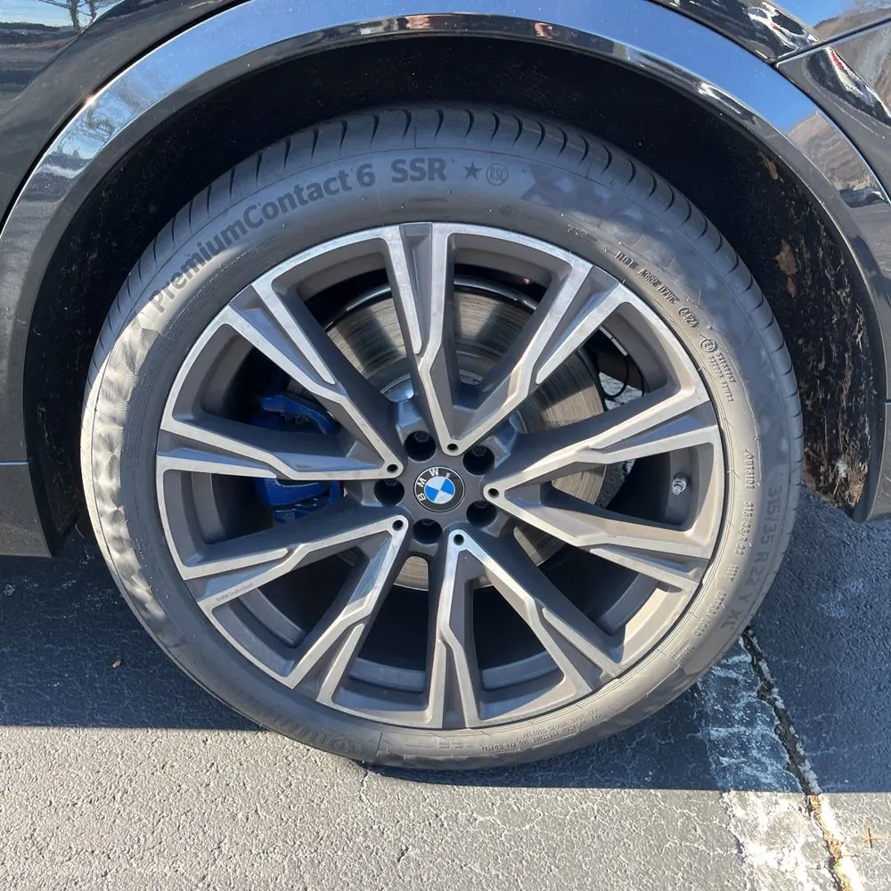 2022 BMW X7 M50i