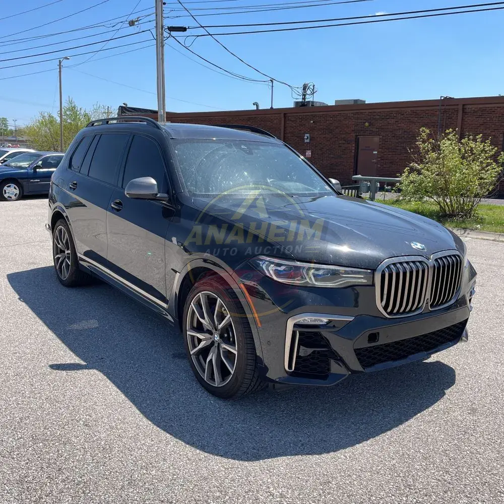2021 BMW X7 M50i