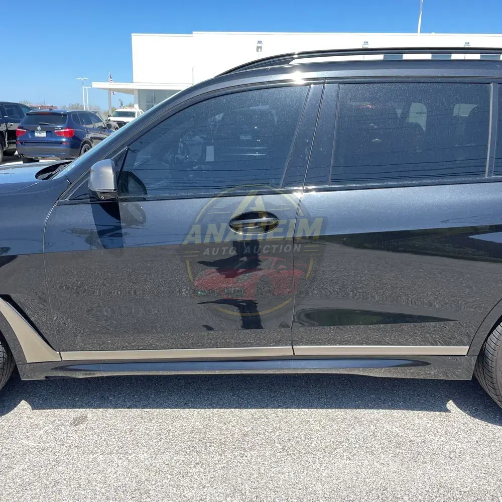 2021 BMW X7 M50i