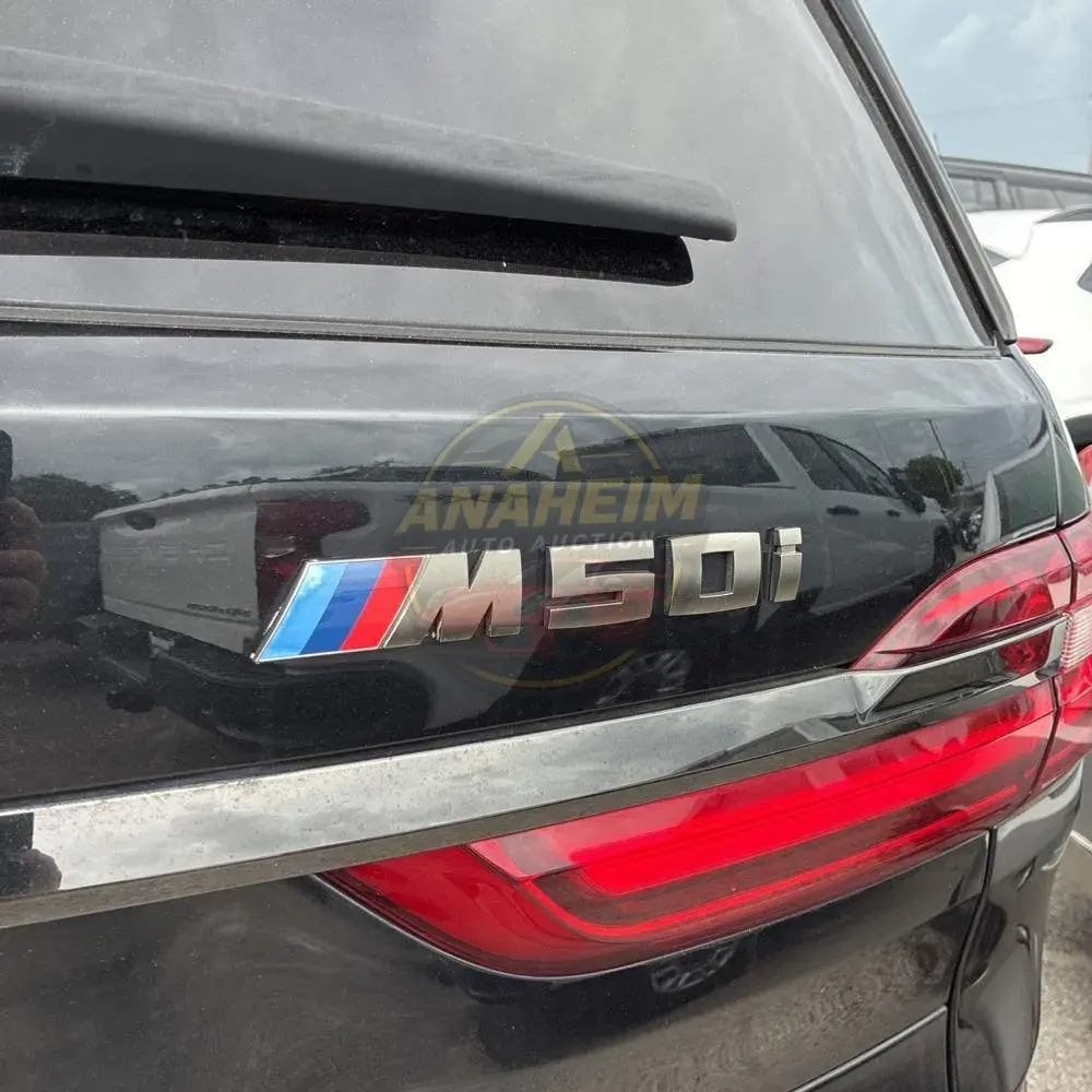 2020 BMW X7 M50i