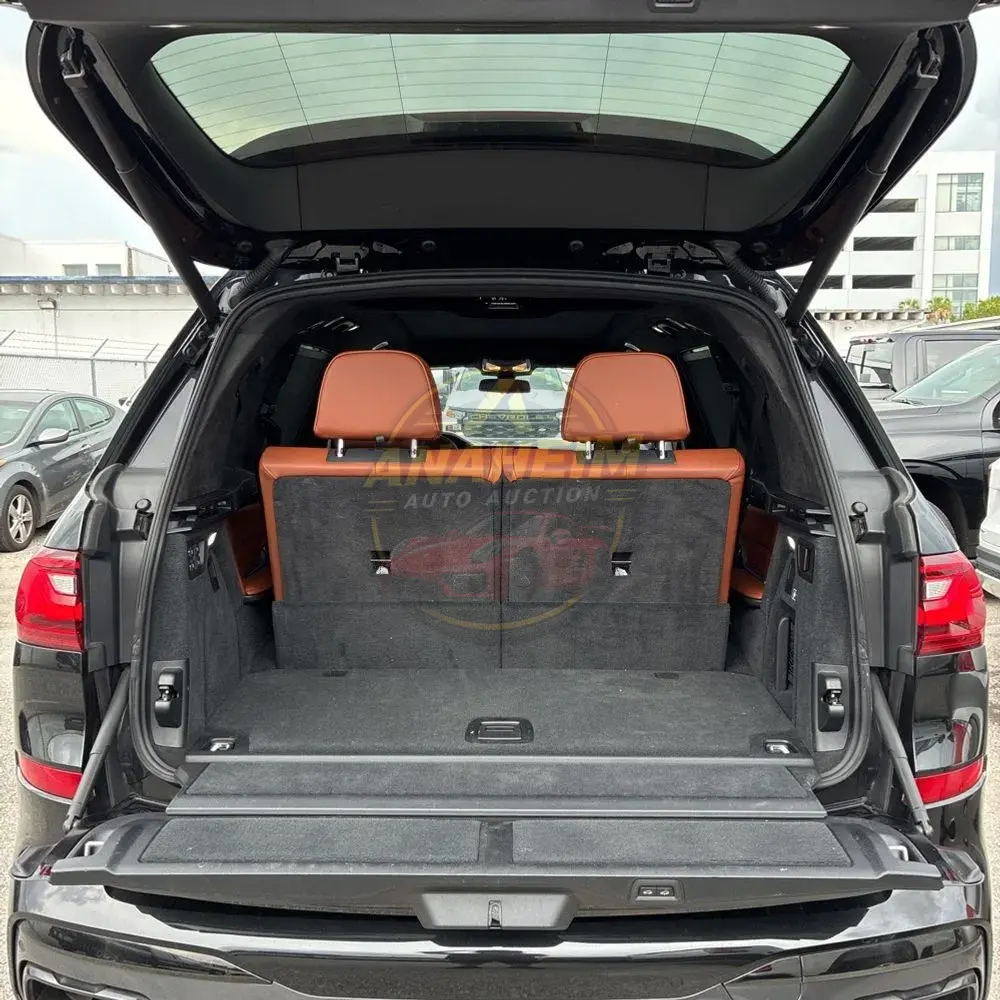 2020 BMW X7 M50i
