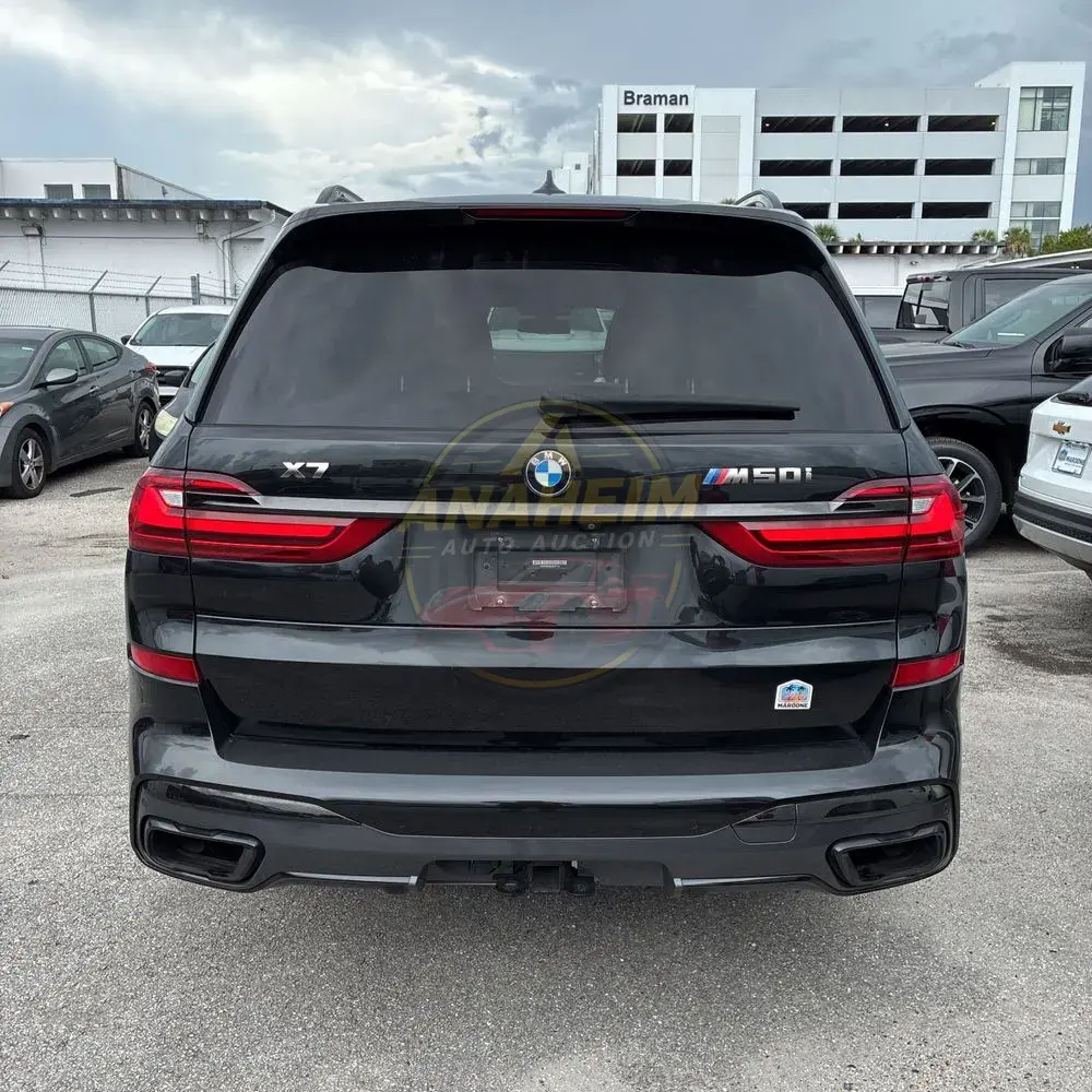 2020 BMW X7 M50i