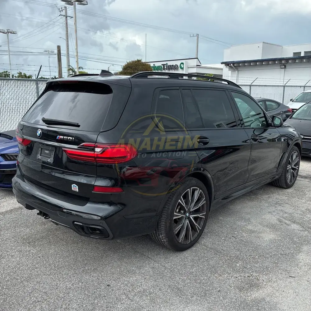 2020 BMW X7 M50i