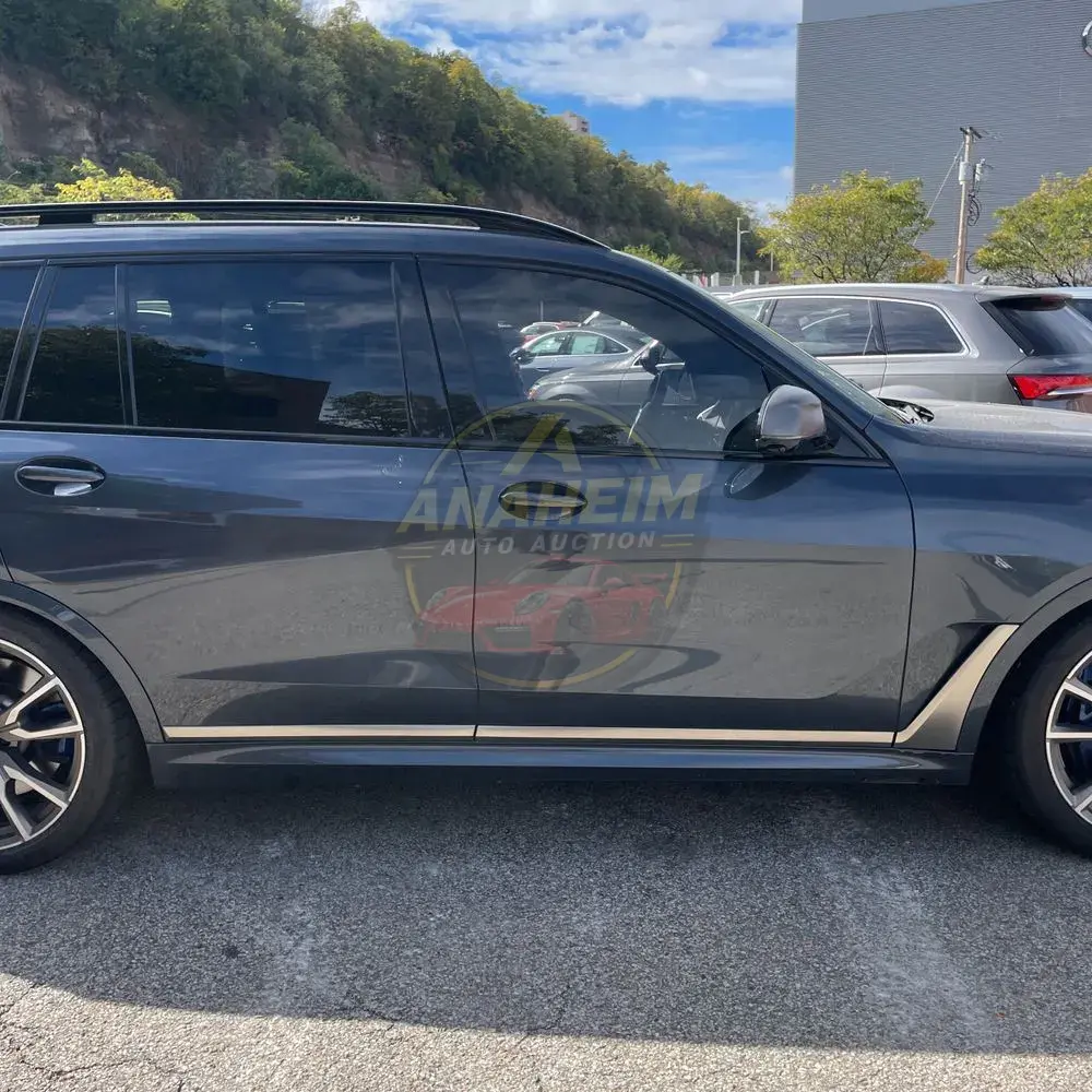2022 BMW X7 M50i