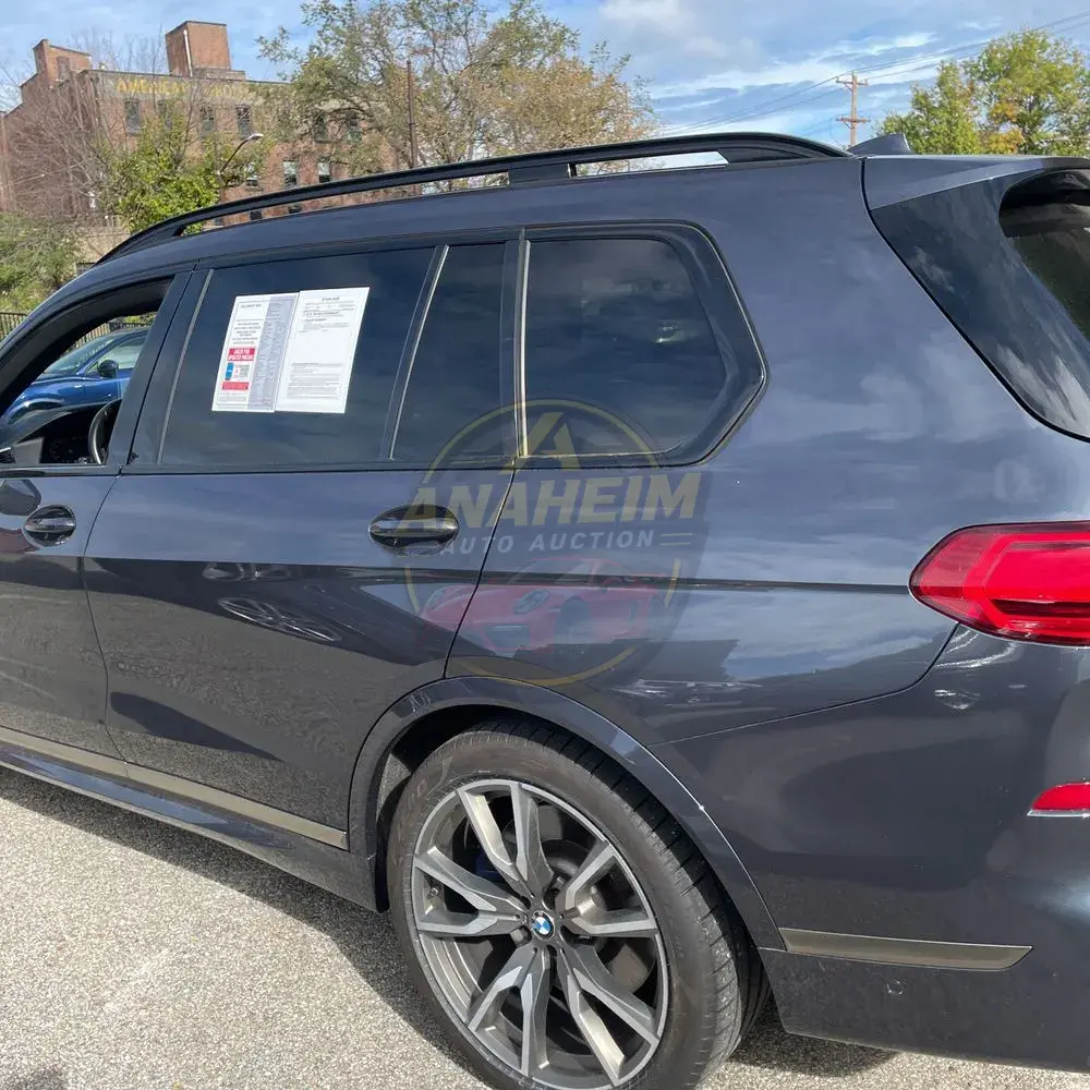 2022 BMW X7 M50i
