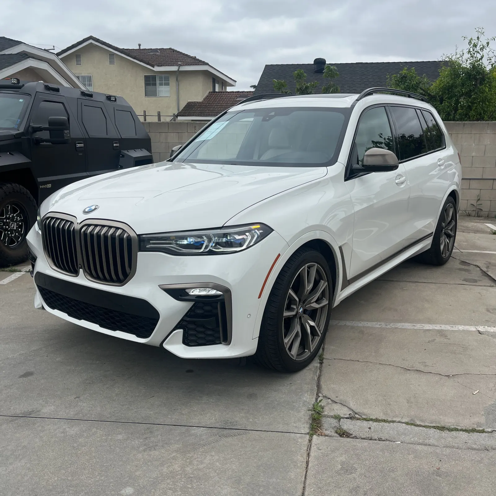 2022 BMW X7 M50i