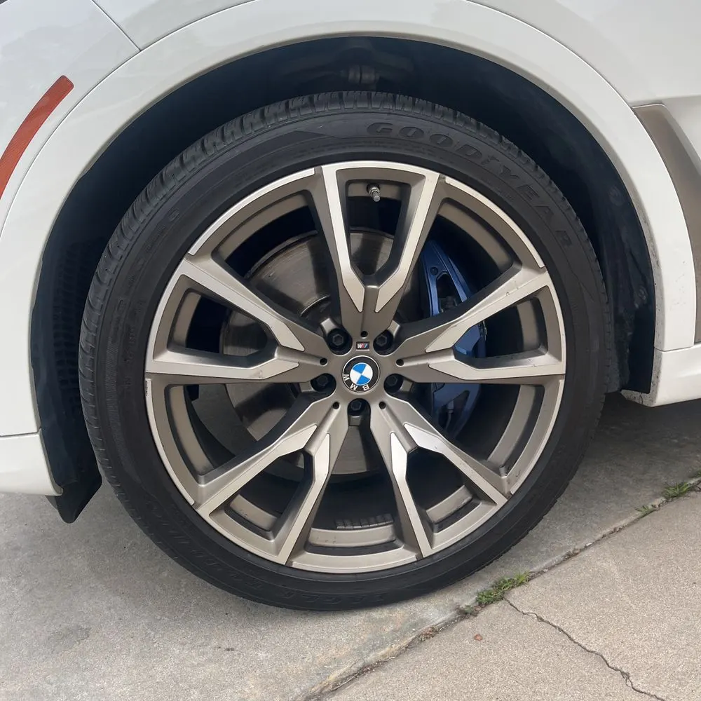 2022 BMW X7 M50i