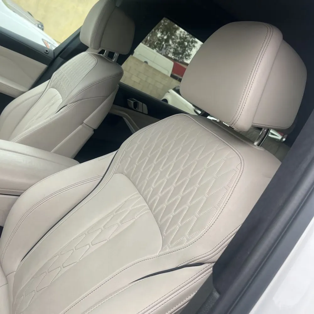 2022 BMW X7 M50i