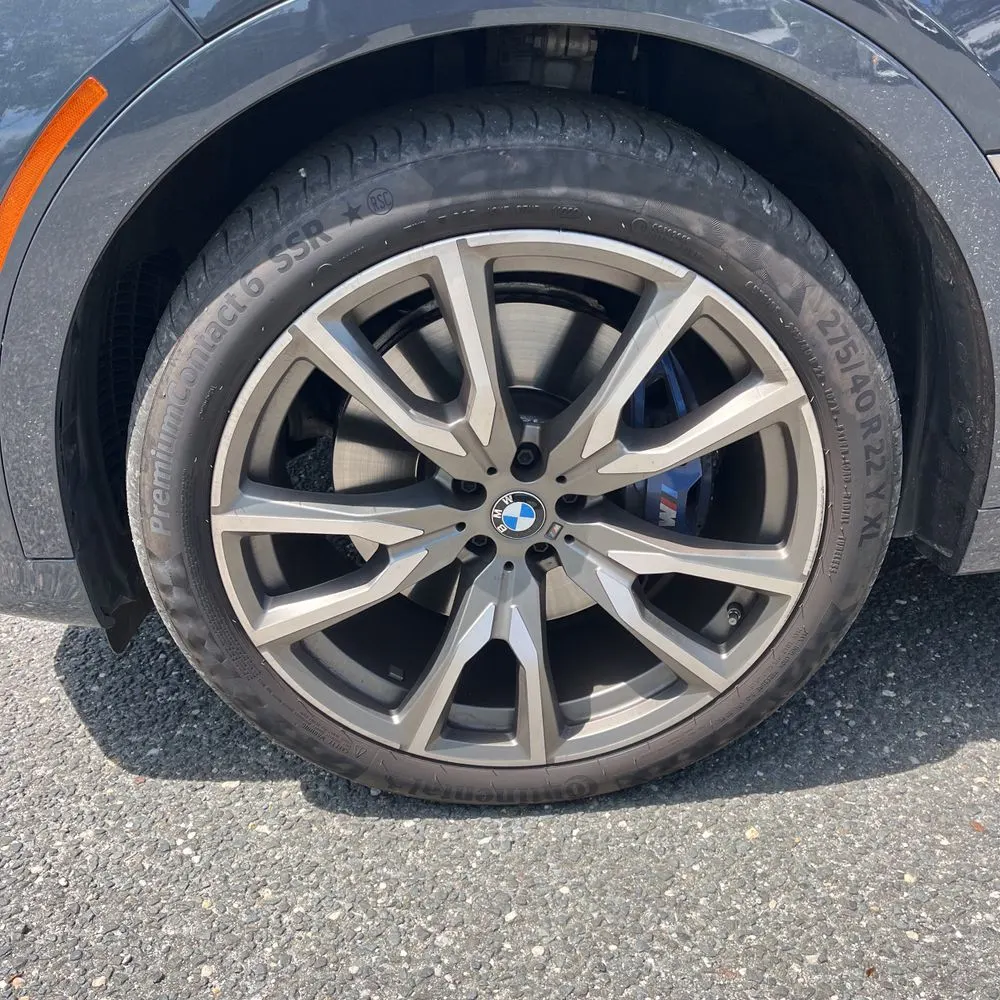 2022 BMW X7 M50i