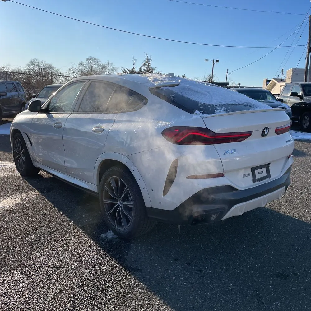 2021 BMW X6 XDrive40i