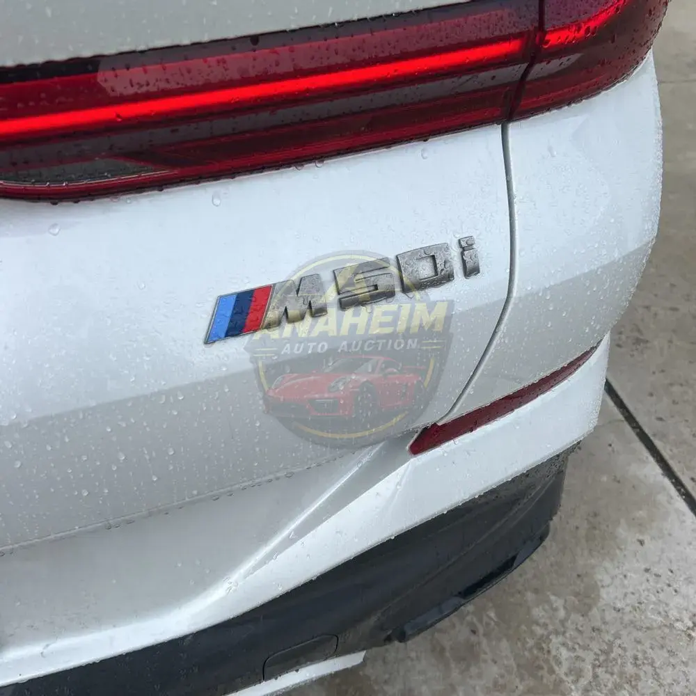 2023 BMW X6 M50i