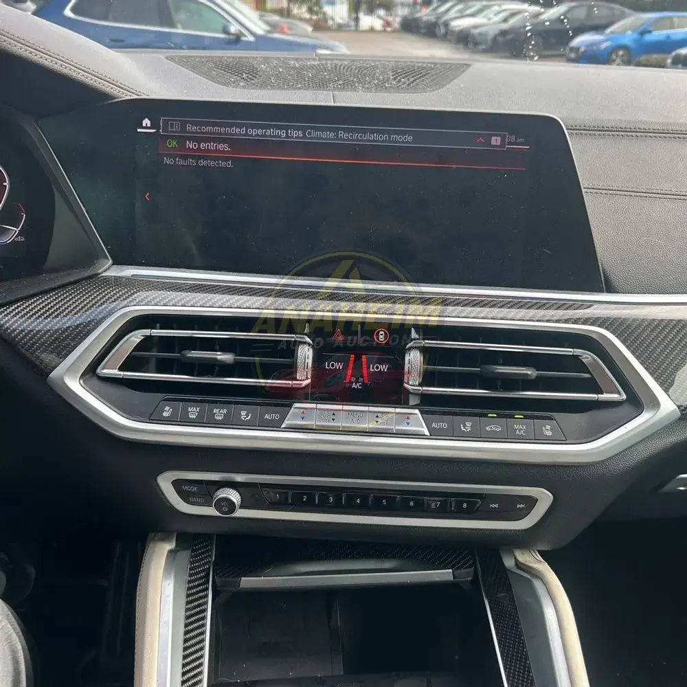 2023 BMW X6 M50i