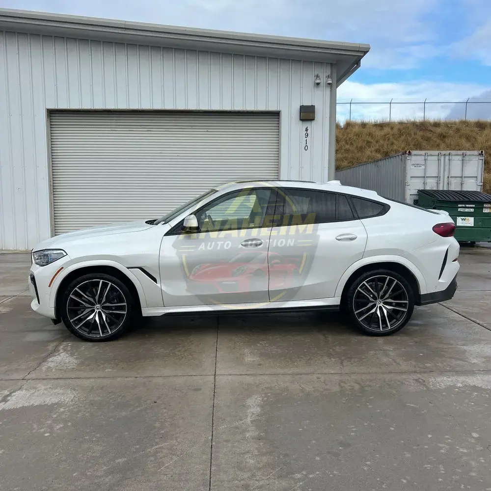 2023 BMW X6 M50i