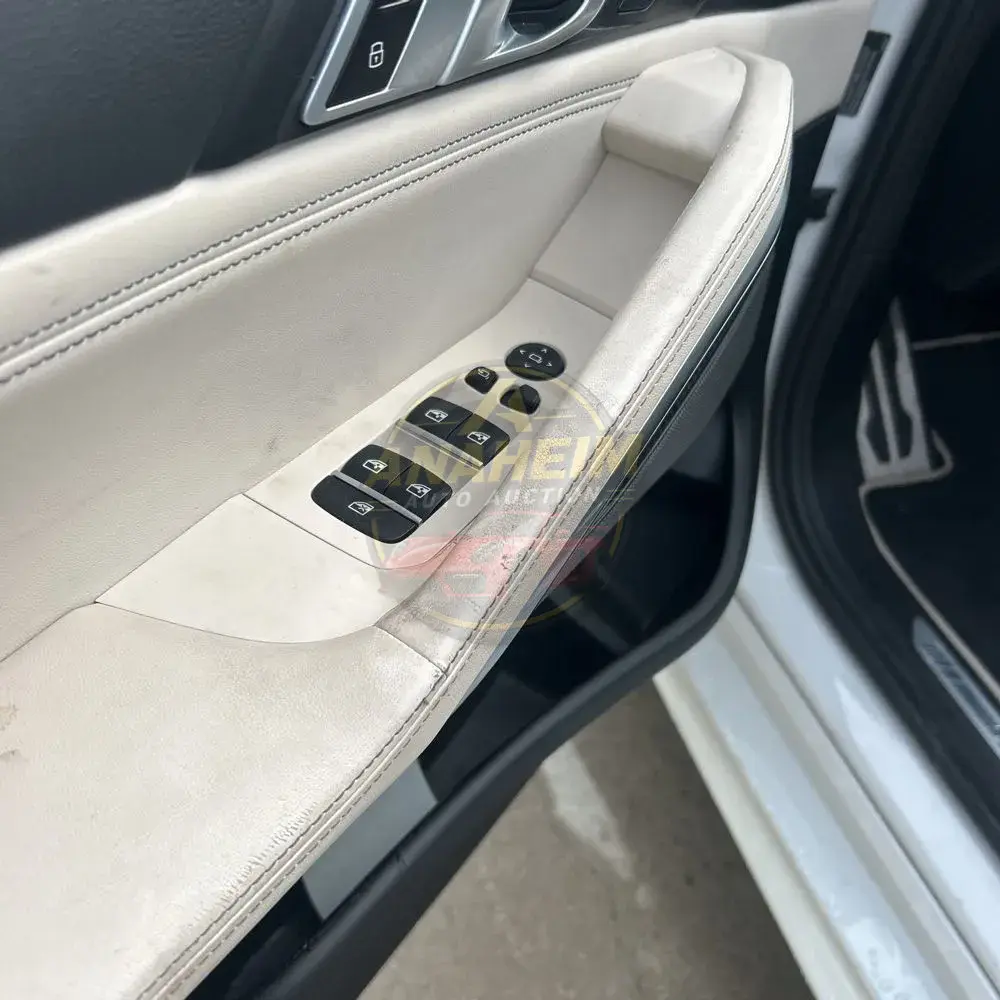 2023 BMW X6 M50i