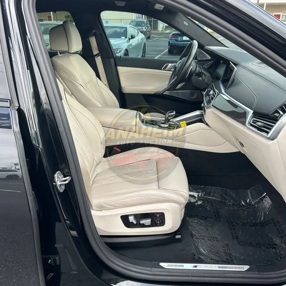 2022 BMW X6 M50i