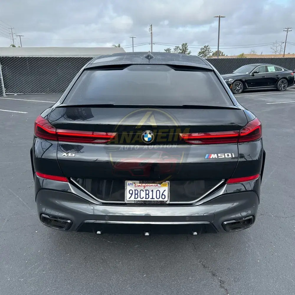 2022 BMW X6 M50i