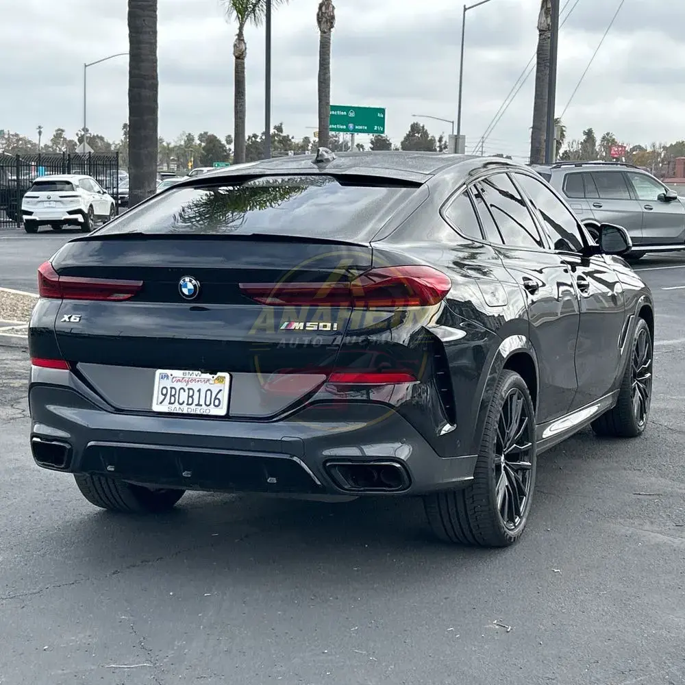 2022 BMW X6 M50i