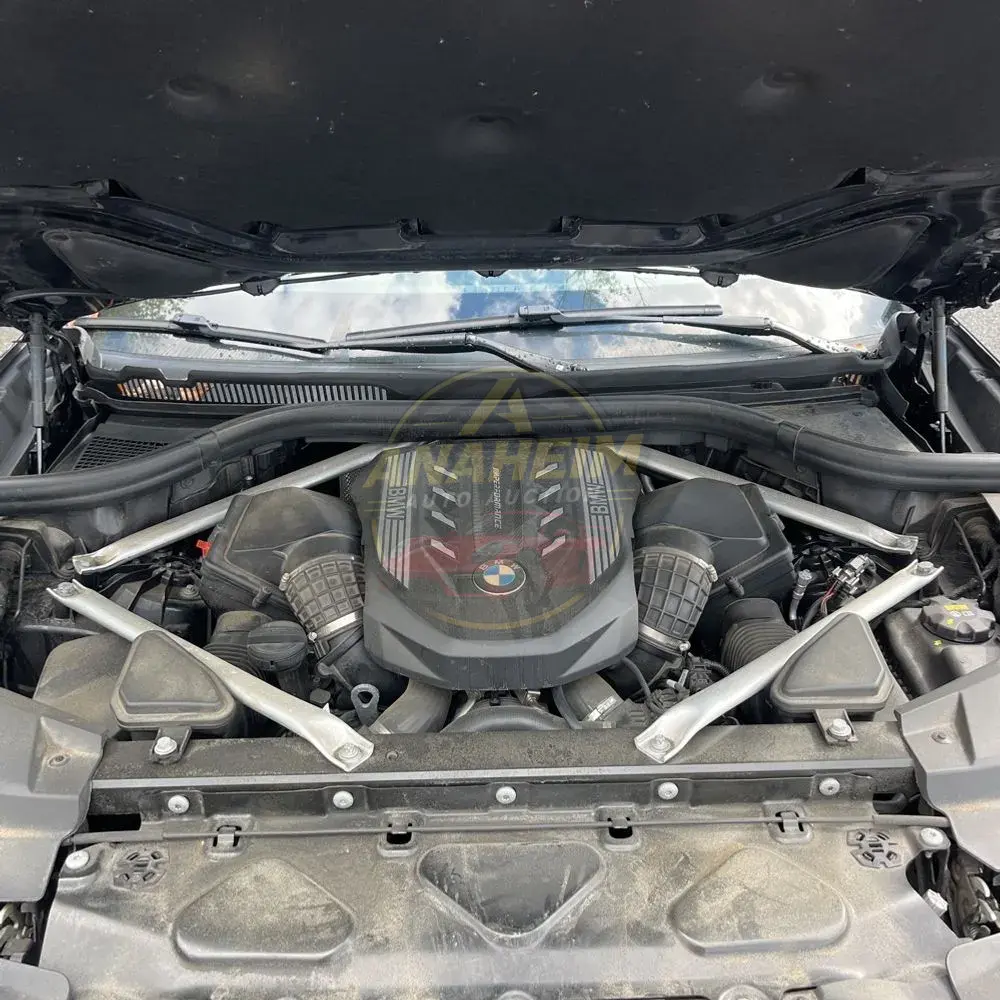 2022 BMW X6 M50i