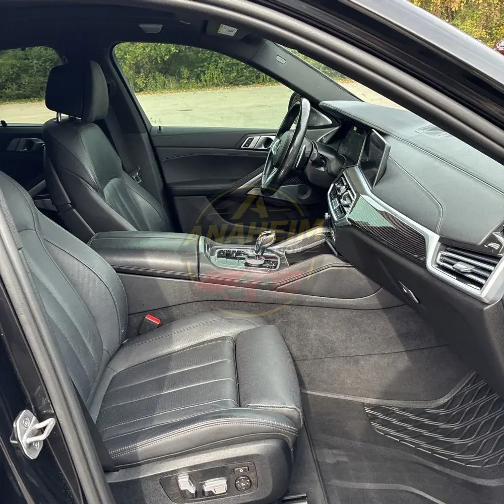 2022 BMW X6 M50i