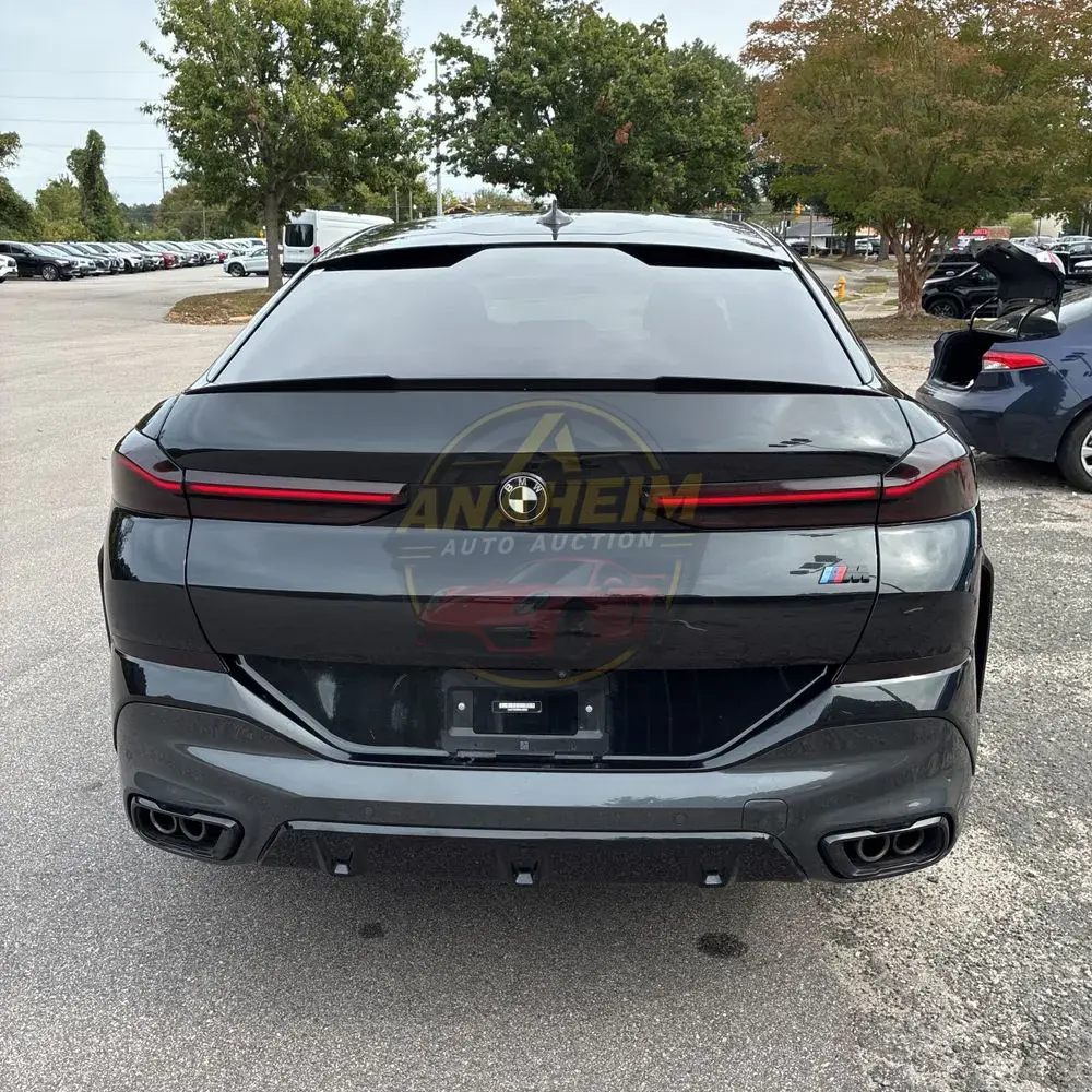 2022 BMW X6 M50i