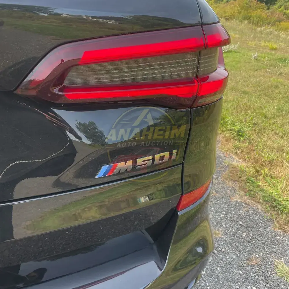 2022 BMW X5 M50i