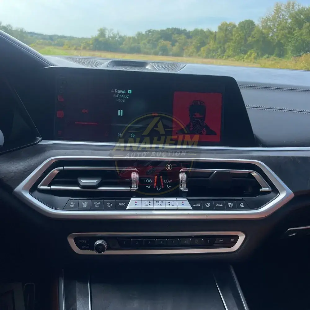 2022 BMW X5 M50i