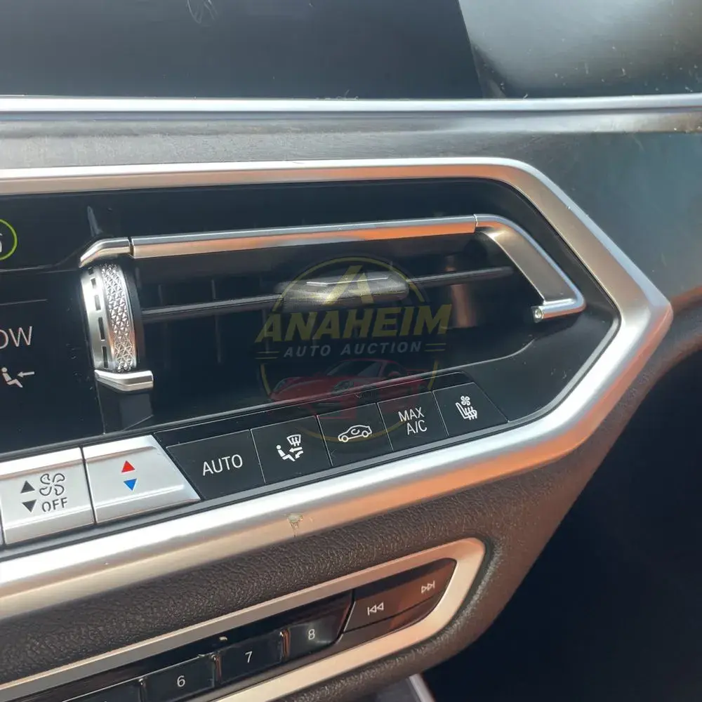 2022 BMW X5 M50i