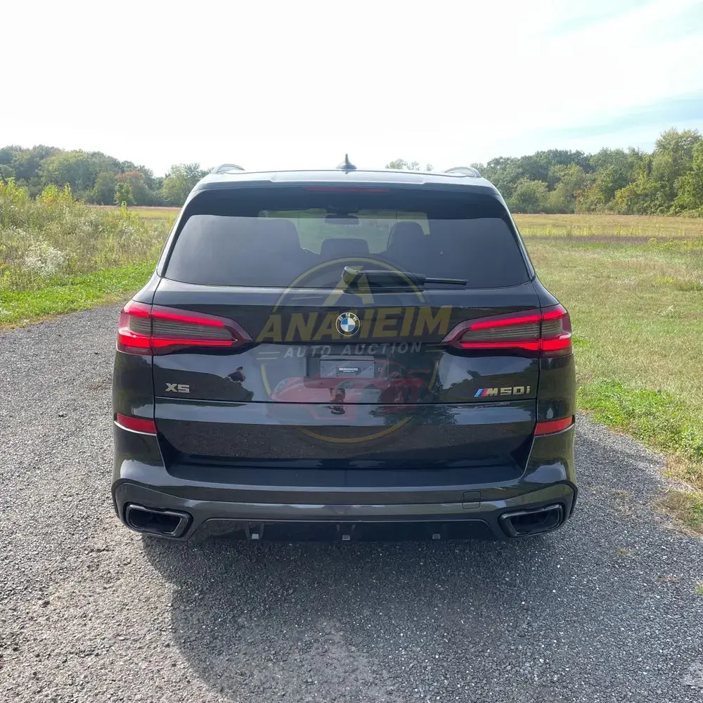 2022 BMW X5 M50i