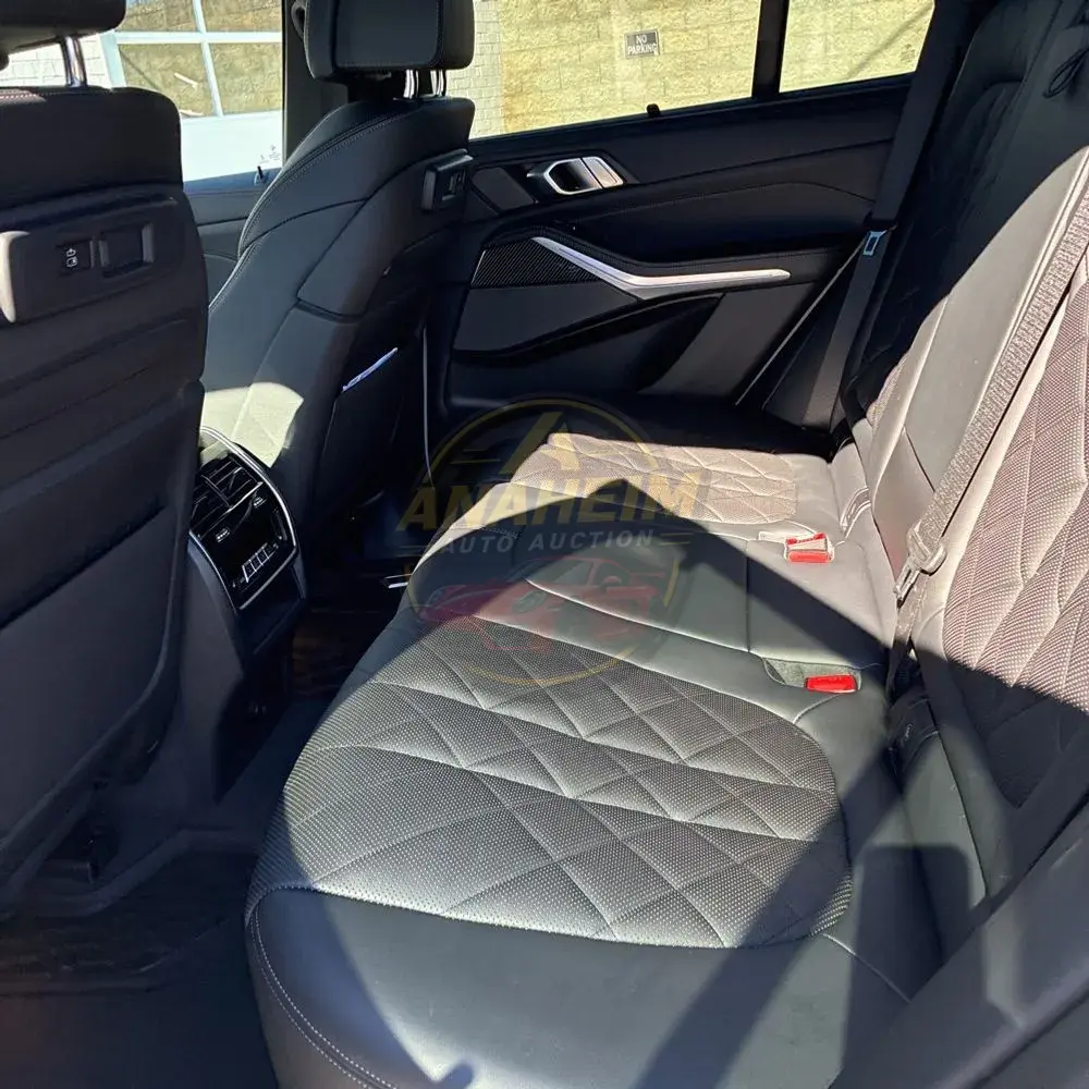 2023 BMW X5 M50i