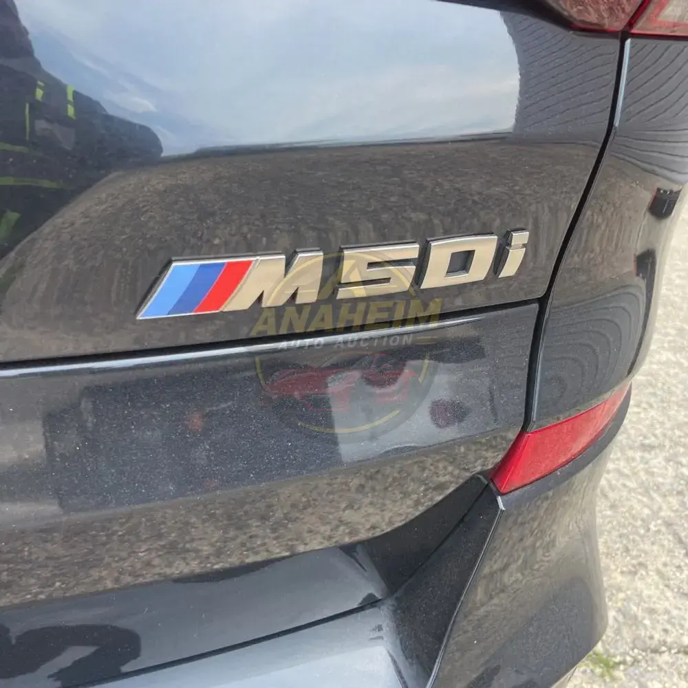2022 BMW X5 M50i