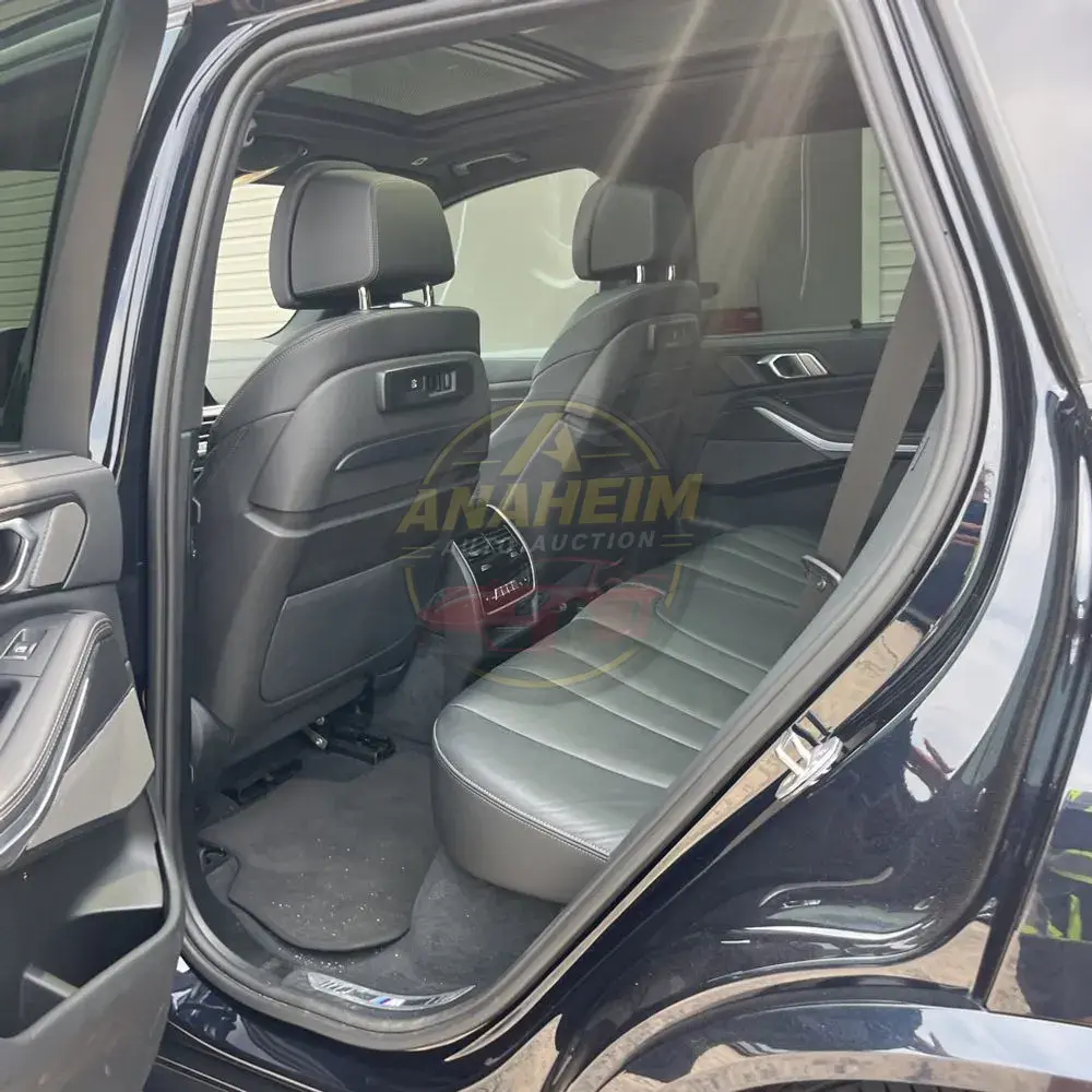 2022 BMW X5 M50i