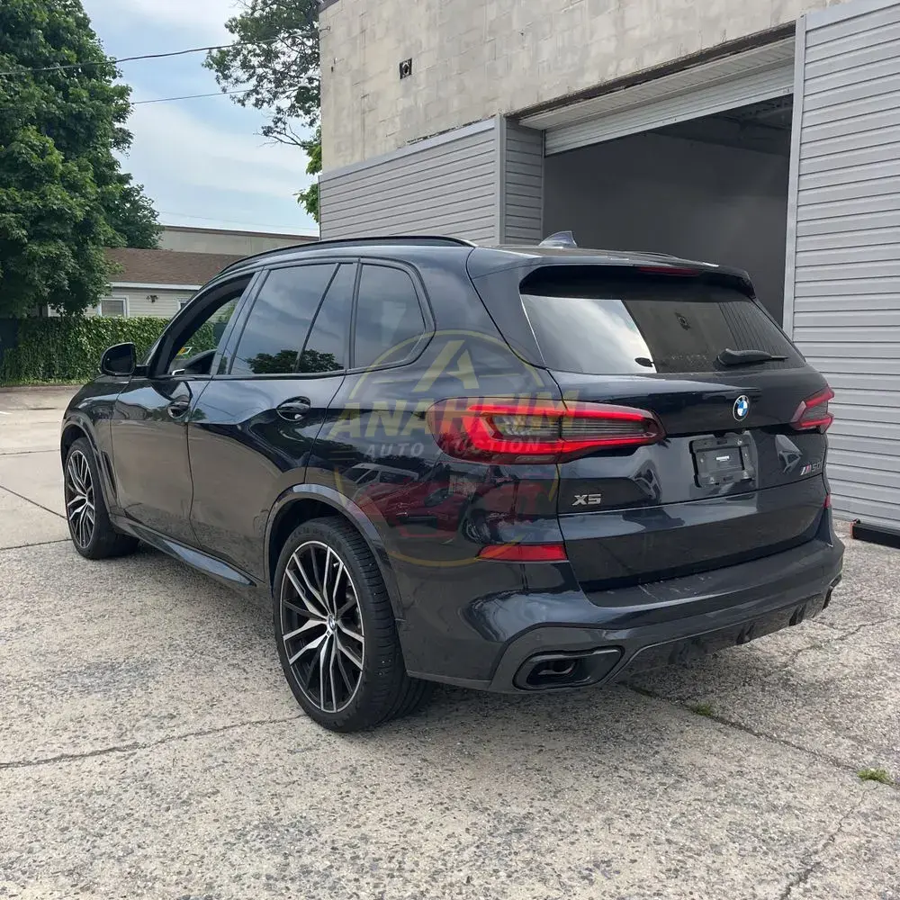 2022 BMW X5 M50i