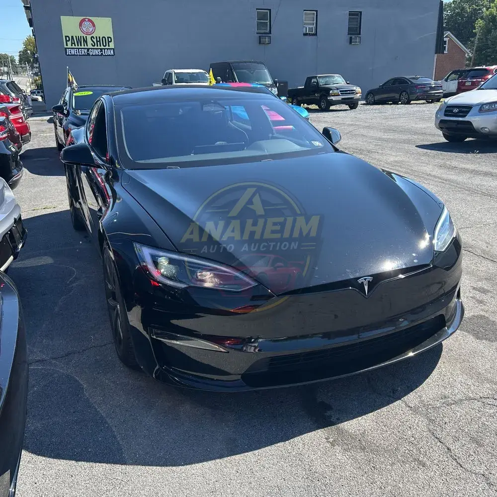 2025 Tesla Model S Plaid